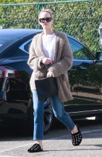 JENNIFER LAWRENCE Out Shopping in Beverly Hills 01/04/2018
