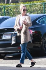 JENNIFER LAWRENCE Out Shopping in Beverly Hills 01/04/2018