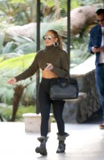 JENNIFER LOPEZ Out and About in Beverly Hils 01/22/2018