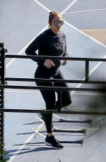 JENNIFER LOPEZ Workout in Los Angeles 12/31/2017