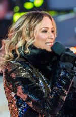 JENNIFER NETTLES Rehearses for New Year