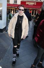 JESS GLYNNE Leaves Global Radio Studios in London 01/18/2018