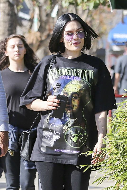 JESSIE J Out and About in Los Angeles 01/13/2018