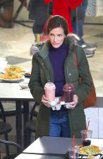 JULIA ROBERTS and Lucas Hedges on the Set of Ben is Back in New York 01/03/2018