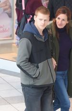 JULIA ROBERTS and Lucas Hedges on the Set of Ben is Back in New York 01/03/2018