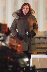 JULIA ROBERTS on the Set of Ben is Back in New York 01/20/2018