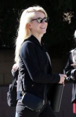 JULIANNE HOUGH Out for Breakfast in Studio City 01/22/2018