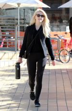 JULIANNE HOUGH Out for Breakfast in Studio City 01/22/2018