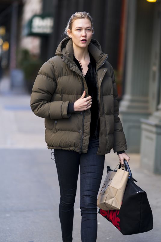 KARLIE KLOSS Out and About in New York 01/15/2018