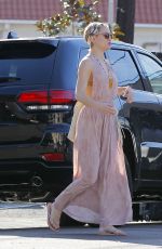 KATE HUDSON and Danny Fujikawa Out Shopping in Brentwood 01/14/2018