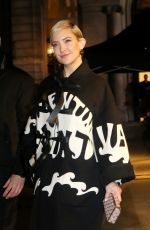 KATE HUDSON at Valentino Show at Spring/Summer 2018 Haute Couture Fashion Week in Paris 01/24/2018