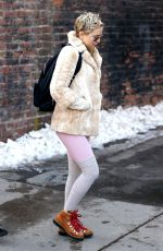 KATE HUDSON Out and About in Aspen 01/01/2018