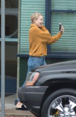 KATE HUDSON Out and About in Los Angeles 01/09/2018