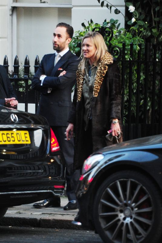 KATE MOSS Out for Lunch in London 01/10/2018