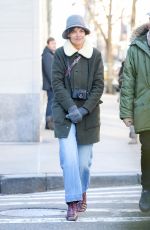 KATIE HOLMES Heading to Metropolitan Museum of Art in New York 01/15/2018