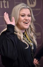 KELLY CLARKSON at Delta Airlines Pre-grammy Party in New York 01/25/2018