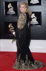 KELLY CLARKSON at Grammy 2018 Awards in New York 01/28/2018