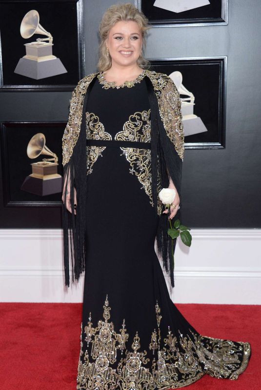 KELLY CLARKSON at Grammy 2018 Awards in New York 01/28/2018