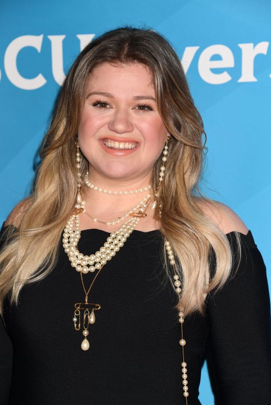 KELLY CLARKSON at NBC/Universal TCA Winter Press Tour in Los Angeles 01/09/2018