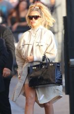 KHLOE KARDASHIAN Arrives at Jimmy Kimmel Live! in Hollywood 01/04/2018