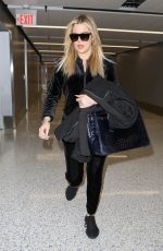 KHLOE KARDASHIAN Arrives at Los Angeles International Airport 01/28/2018