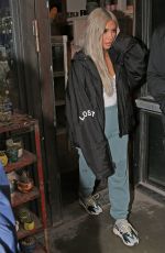 KIM KARDASHIAN Out and About in Tarzana 01/09/2018