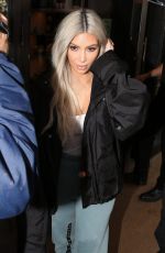 KIM KARDASHIAN Out and About in Tarzana 01/09/2018