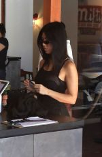KOURTNEY KARDASHIAN Leaves Fatamorgana Gelato in Studio City 01/14/2018