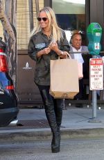 KRISTIN CHENOWEETH Out for Lunch in Beverly Hills 01/17/2018