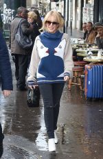 KYLIE MINOGUE Leaves Cafe Flore in Paris 01/22/2018