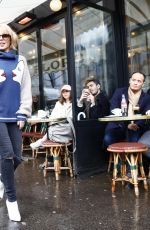 KYLIE MINOGUE Leaves Cafe Flore in Paris 01/22/2018