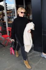 KYLIE MINOGUE Out Shopping in London 01/26/2018