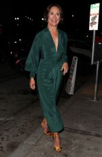 LAURIE METCALF at Craig