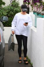 LEA MICHELE Leaves Brentwood Spa and Salon in Brentwood 01/19/2018