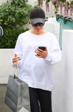 LEA MICHELE Leaves Brentwood Spa and Salon in Brentwood 01/19/2018