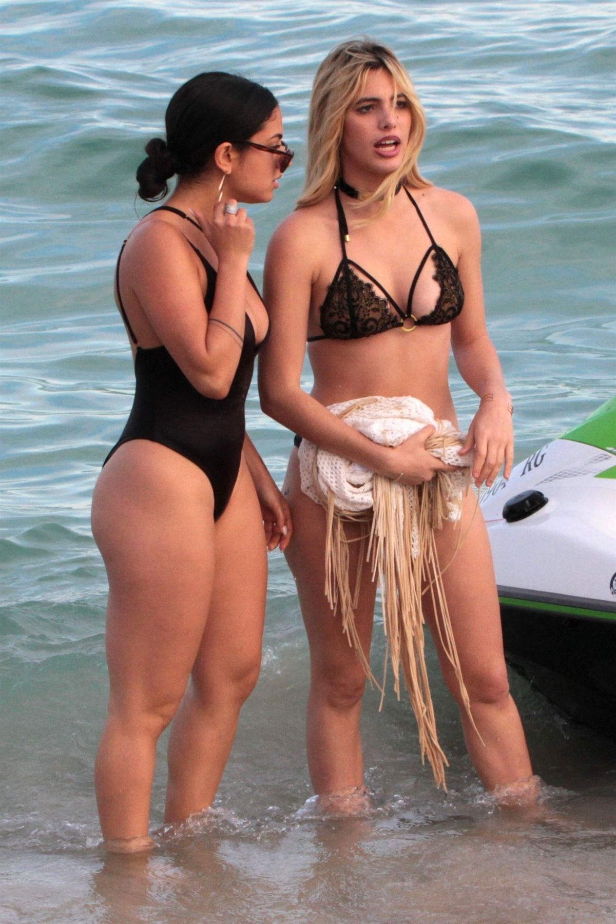 LELE PONS and INANNA in Bikini on the Beach in Miami 01/01/2018.
