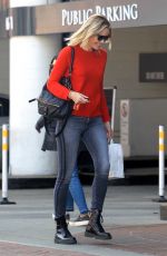 LESLIE BIBB Out Shopping in Beverly Hills 01/18/2018