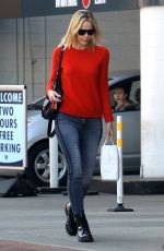 LESLIE BIBB Out Shopping in Beverly Hills 01/18/2018