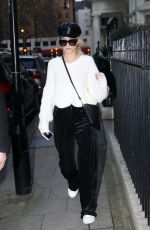 LOTTIE MOSS Out for Lunch in London 01/16/2018