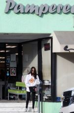 MADISON BEER Leaves Hands Nail Spa in Los Angeles 01/02/2018