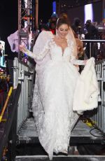 MARIA MENOUNOS Getting Married on New Year