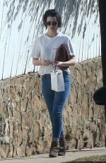 MARY ELIZABETH WINSTEAD Arrives to Her Home in Brentwood 01/05/2018