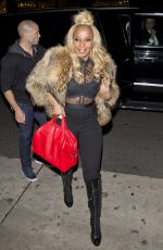 MARY J. BLIGE Out and About in Beverly Hills 01/10/2018