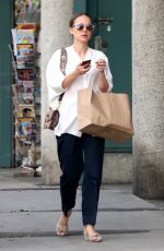 NATALIE PORTMAN Out Shopping in Los Angeles 01/16/2018