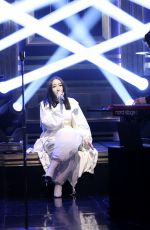 NOAH CYRUS and Alan Walker Performs All Falls Down at Tonight Show Starring Jimmy Fallon 01/11/2018