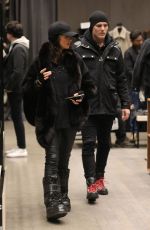 PARIS HILTON Shopping on New Year
