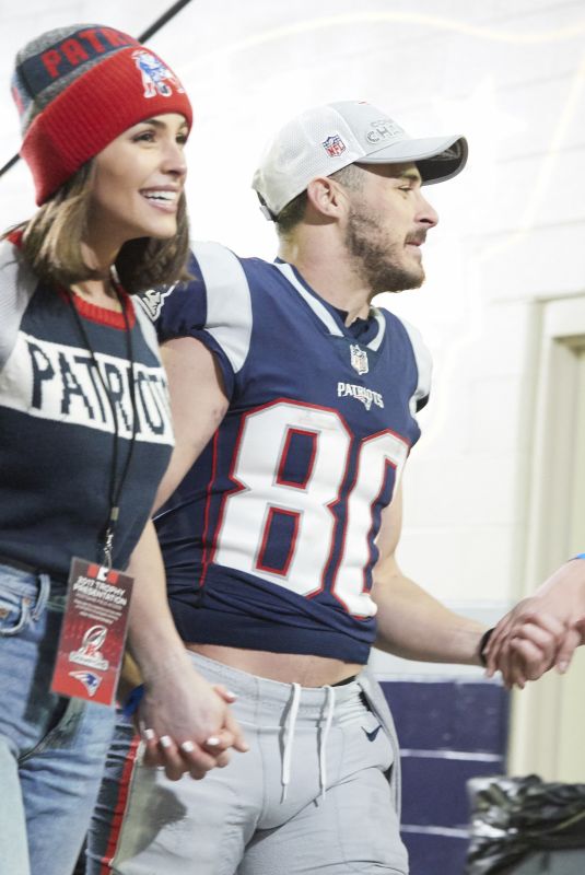 OLIVIA CULPO at Patriots vs Jaguars Game in Foxborough 01/21/2018