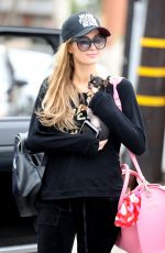PARIS HILTON Out and About in Beverly Hills 01/19/2018