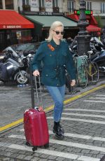 PIXIE LOTT Heading at Eurostar at Gare Du Nord in Paris 01/3/2018