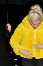 PIXIE LOTT Leaves Ritz Hotel in Paris 01/21/2018